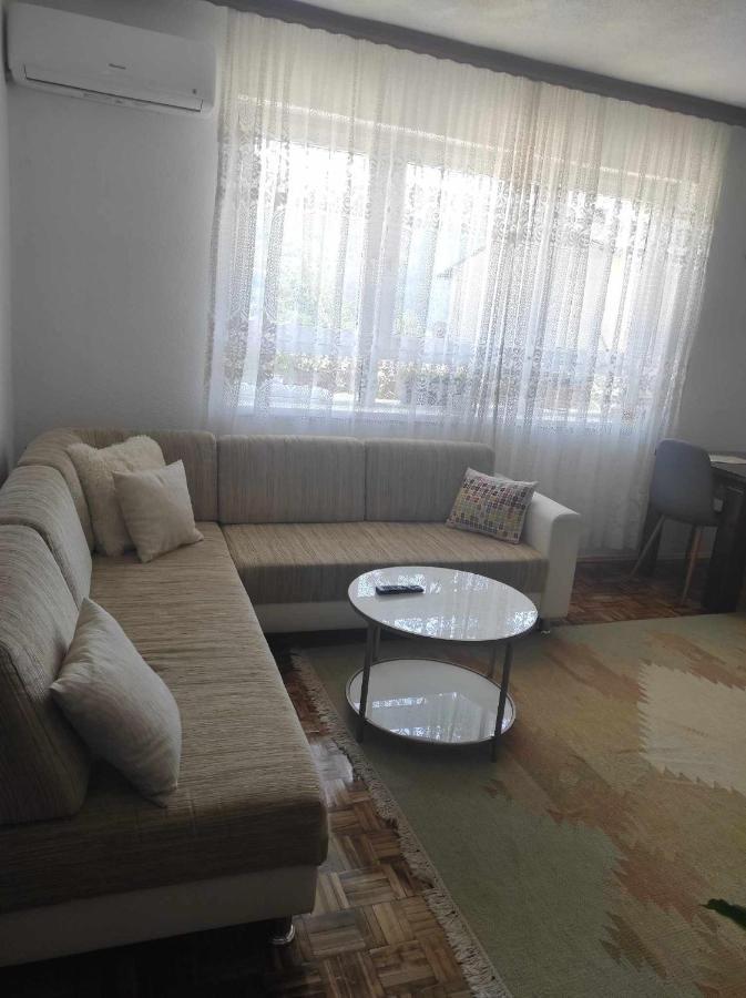 Ajsha Guesthouse Jajce Esterno foto